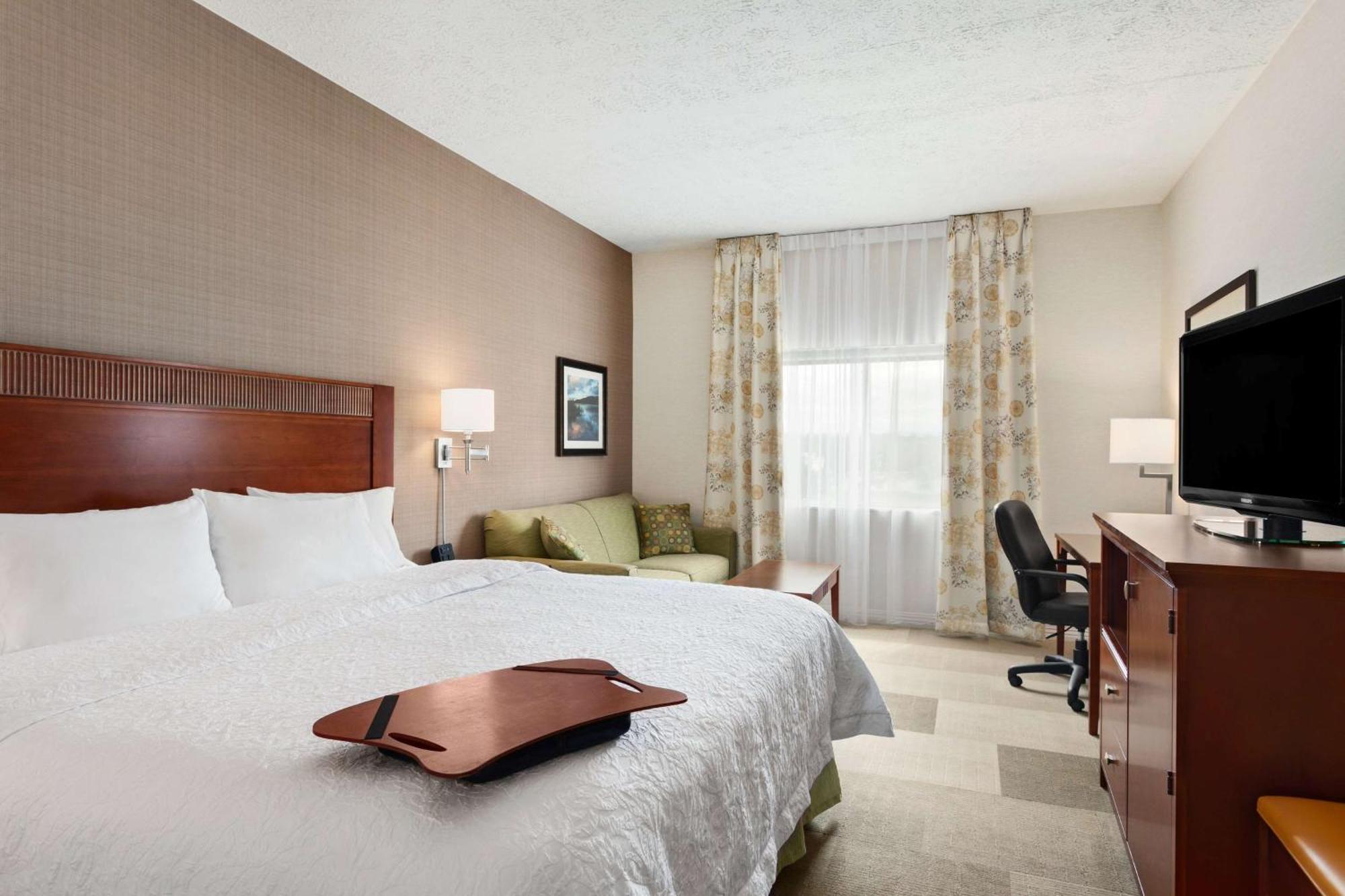 Hampton Inn Burlington - Colchester Exterior foto
