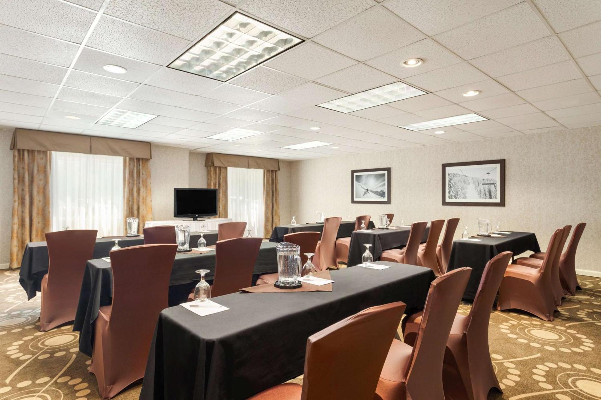 Hampton Inn Burlington - Colchester Exterior foto